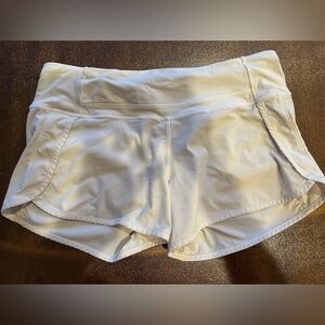 Lululemon white speed up shorts size 8